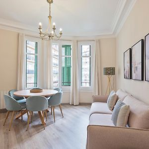 Superior Appartement met Vier Slaapkamers